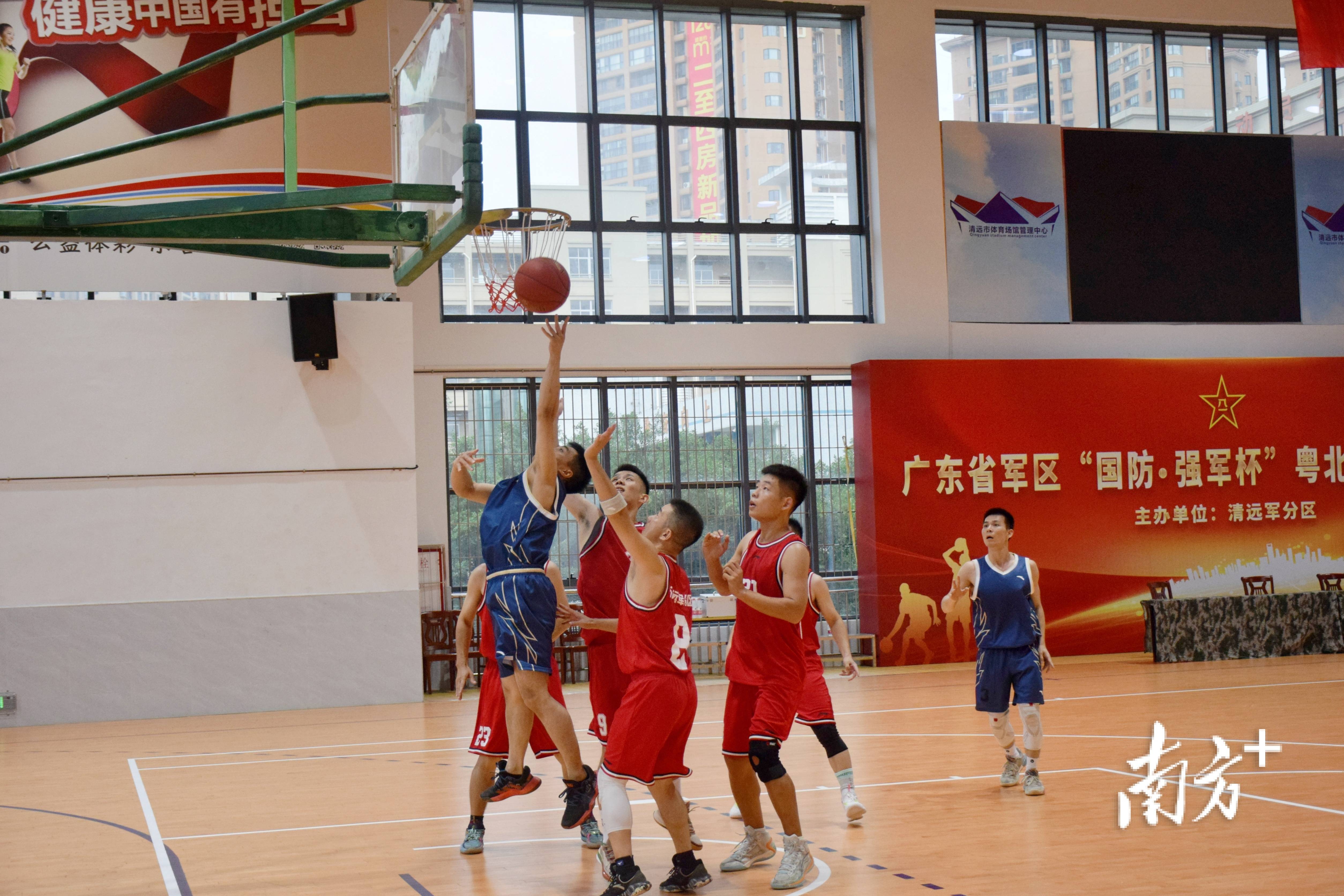 关于顶级篮球职业联赛揭幕战落幕,球队表现抢眼的信息 关于顶级篮球职业联赛揭幕战落幕,球队表现抢眼的信息