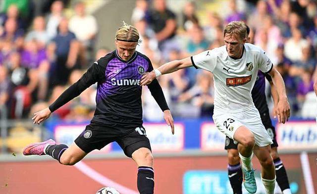 包含热血擂台！欧洲足球赛场一番激战的词条