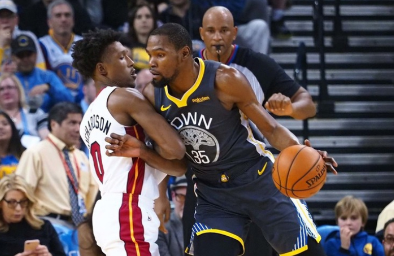 关于广东队险胜勇士，字母哥扛起全队的信息