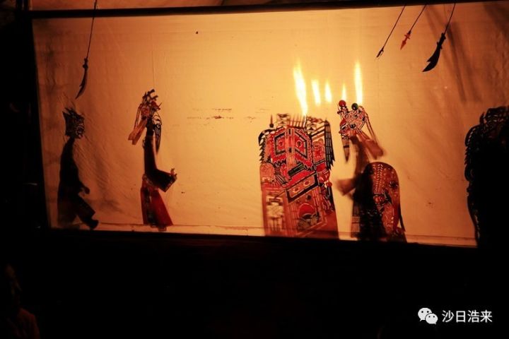 包含擂台风云！精彩比赛惊险连连引人入胜的词条