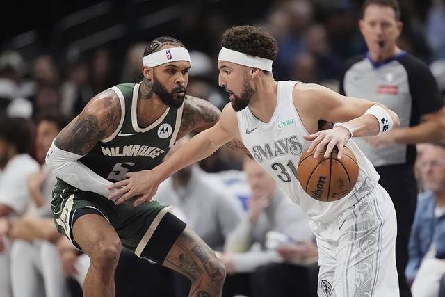 雄鹿锋线连环进攻，胜出灰熊冲击总冠军的简单介绍