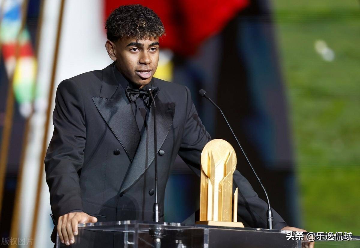 开云体育在线-贝尔格莱德红星客场逆转，惊险获得晋级机会的简单介绍