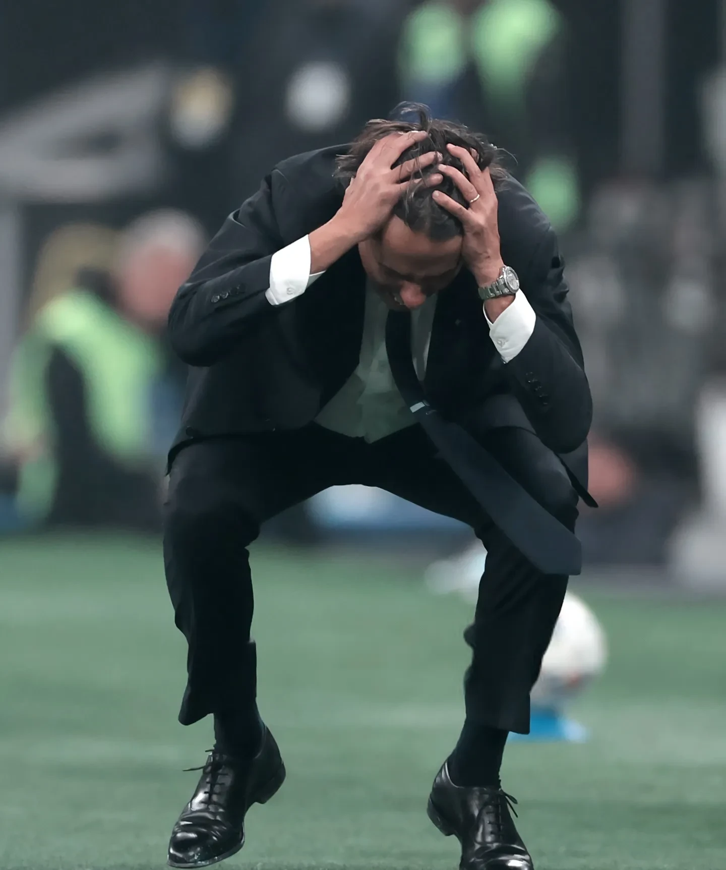 瓦伦西亚客场惨败，连续不败纪录告终的简单介绍