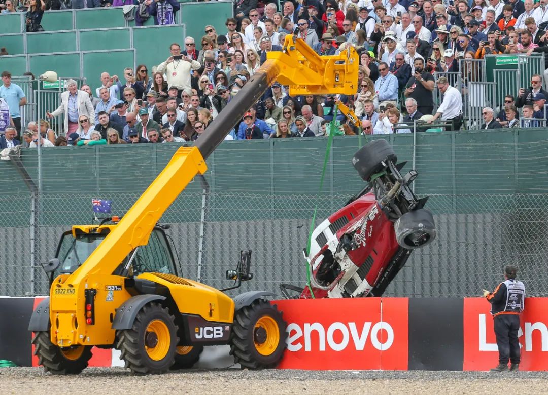 威廉姆斯绝杀梅赛德斯，周冠宇状态火热的简单介绍