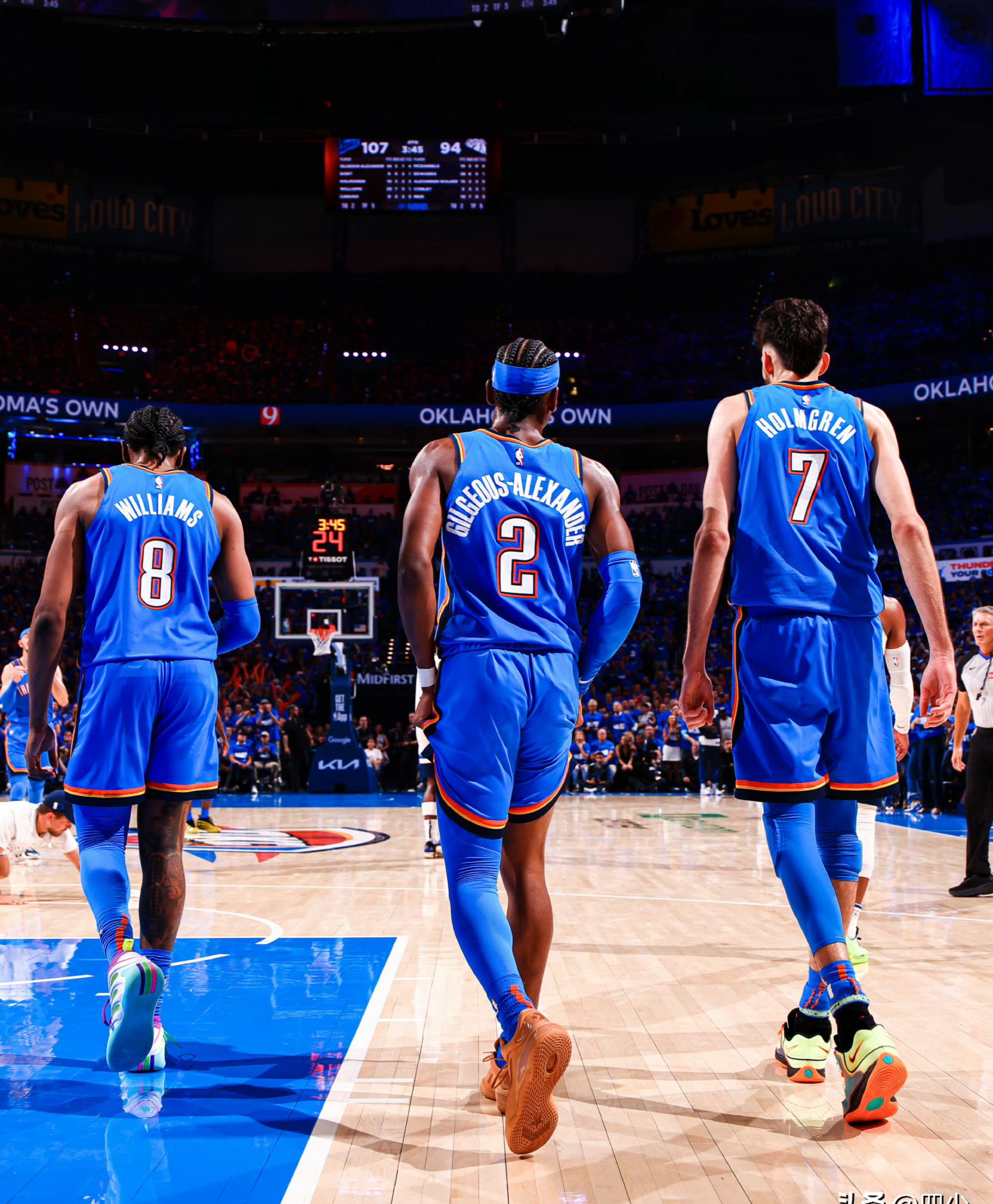 快船翻盘尼克斯，浓眉哥刷新纪录