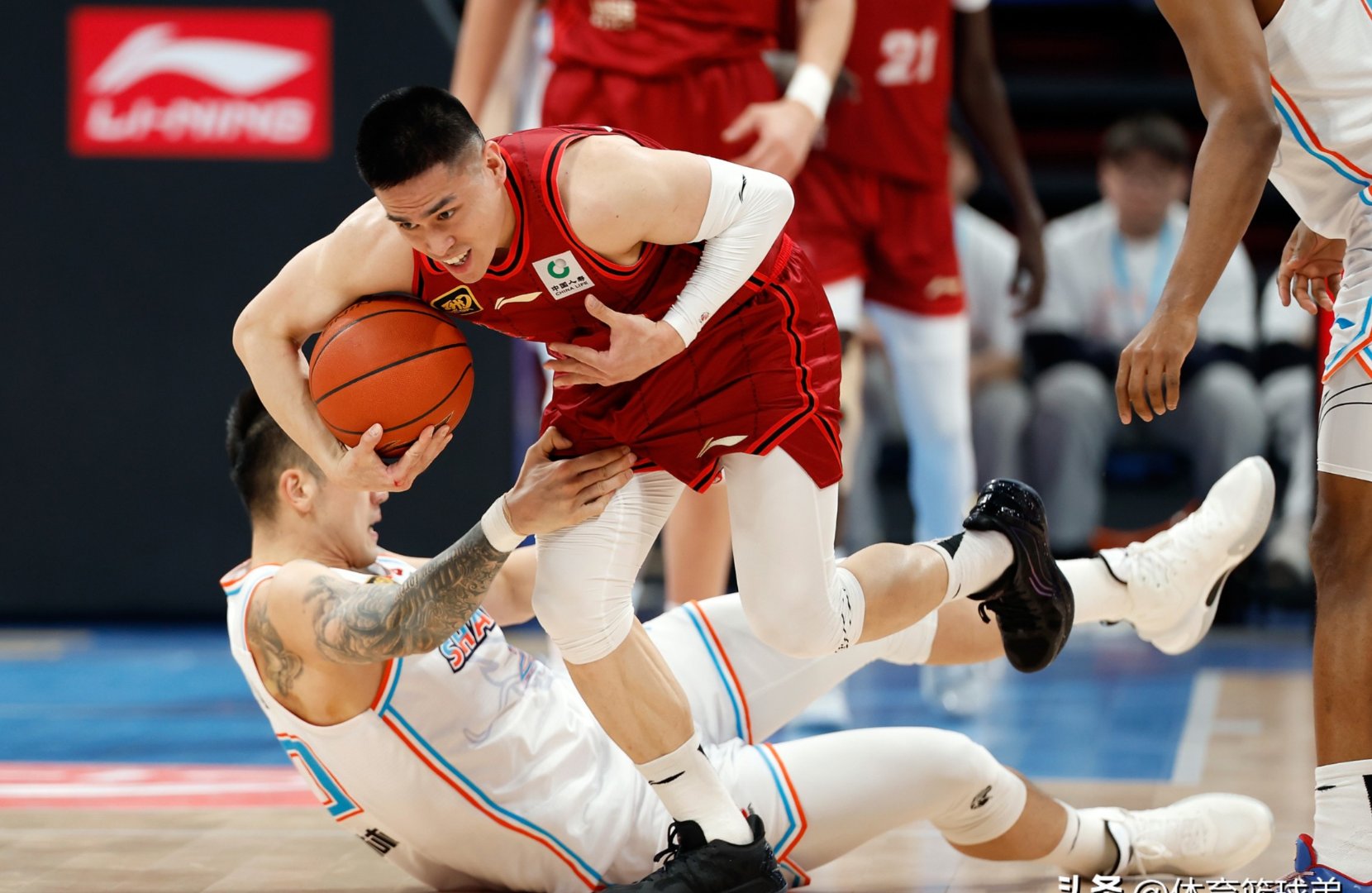 队员重要表现，帮忙球队获胜